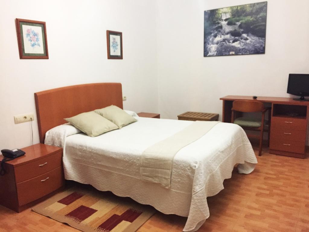 Hostal La Casilla Guitiriz Buitenkant foto